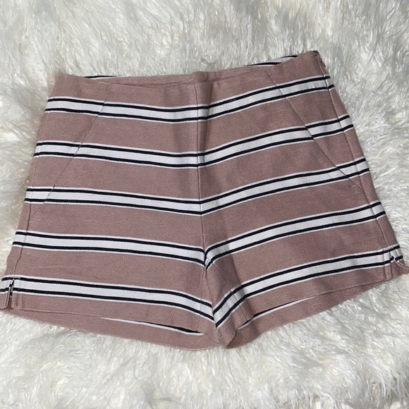 LOFT Pants - Loft Shorts
